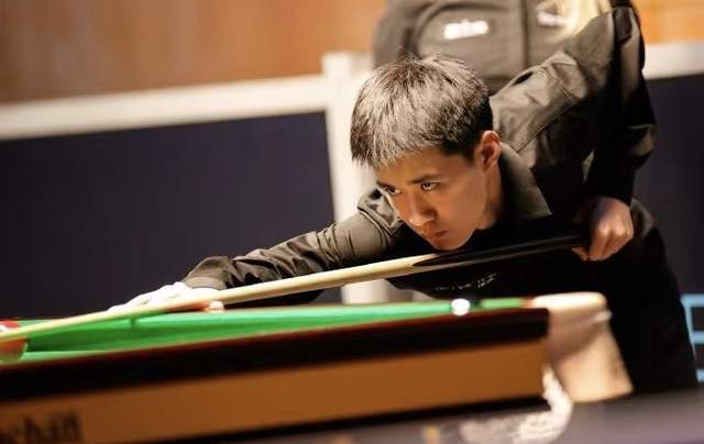 也展现了他 也展现了他