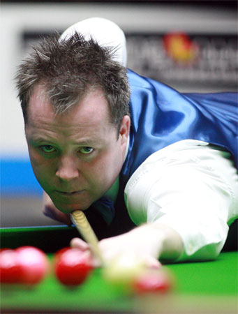 1亿英镑标 1亿英镑标