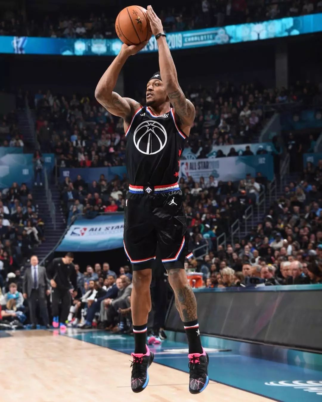 这场围绕独 这场围绕独