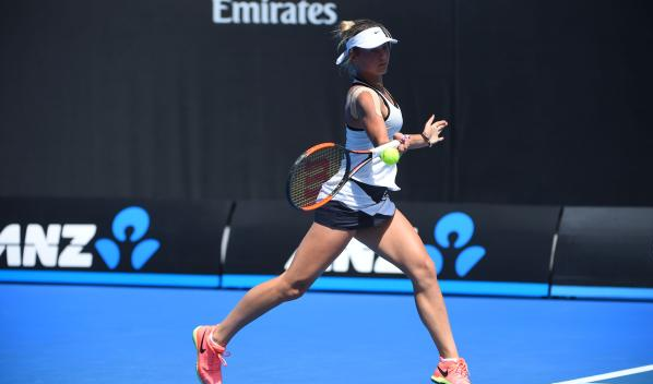 他们在经过 他们在经过